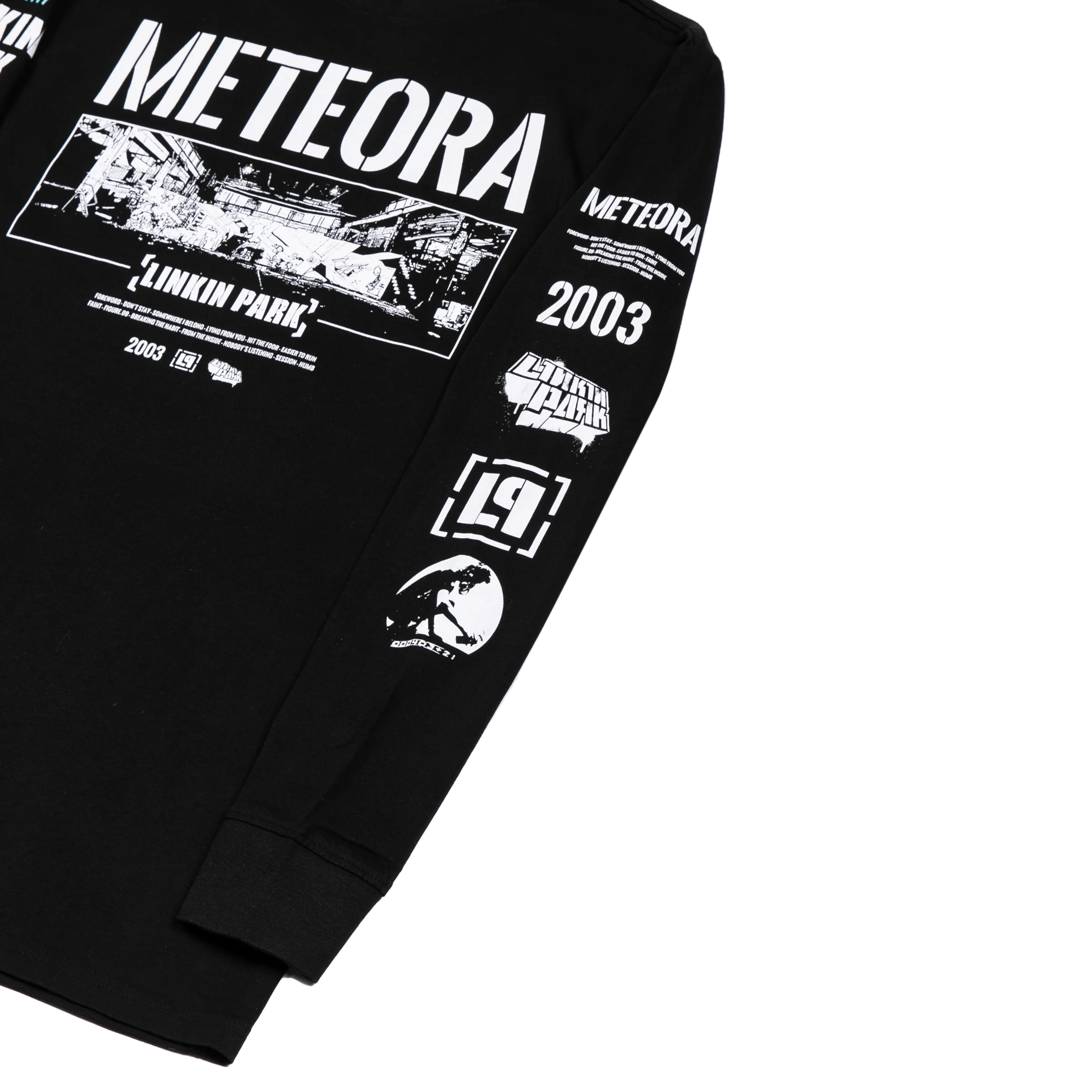Meteora Wall Art Black Long Sleeve - Image 3